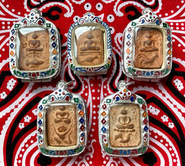 Amulettes Phra Somdej Bouddha et animaux - Wat Barn Nomkho.