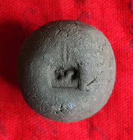 Ancient sacred ball amulets Look Aum and Takut - Wat Lahanraï. #160
