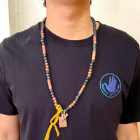 Collier Thaï traditionnel ancien en terre cuite Phra Naphok. 