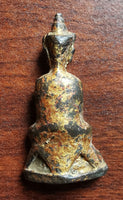 Amulette Thaï ancienne Phra Chaï. # 422