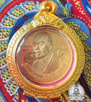 Médaille Roop Lor du Très Vénérable LP Koon Parisutho.